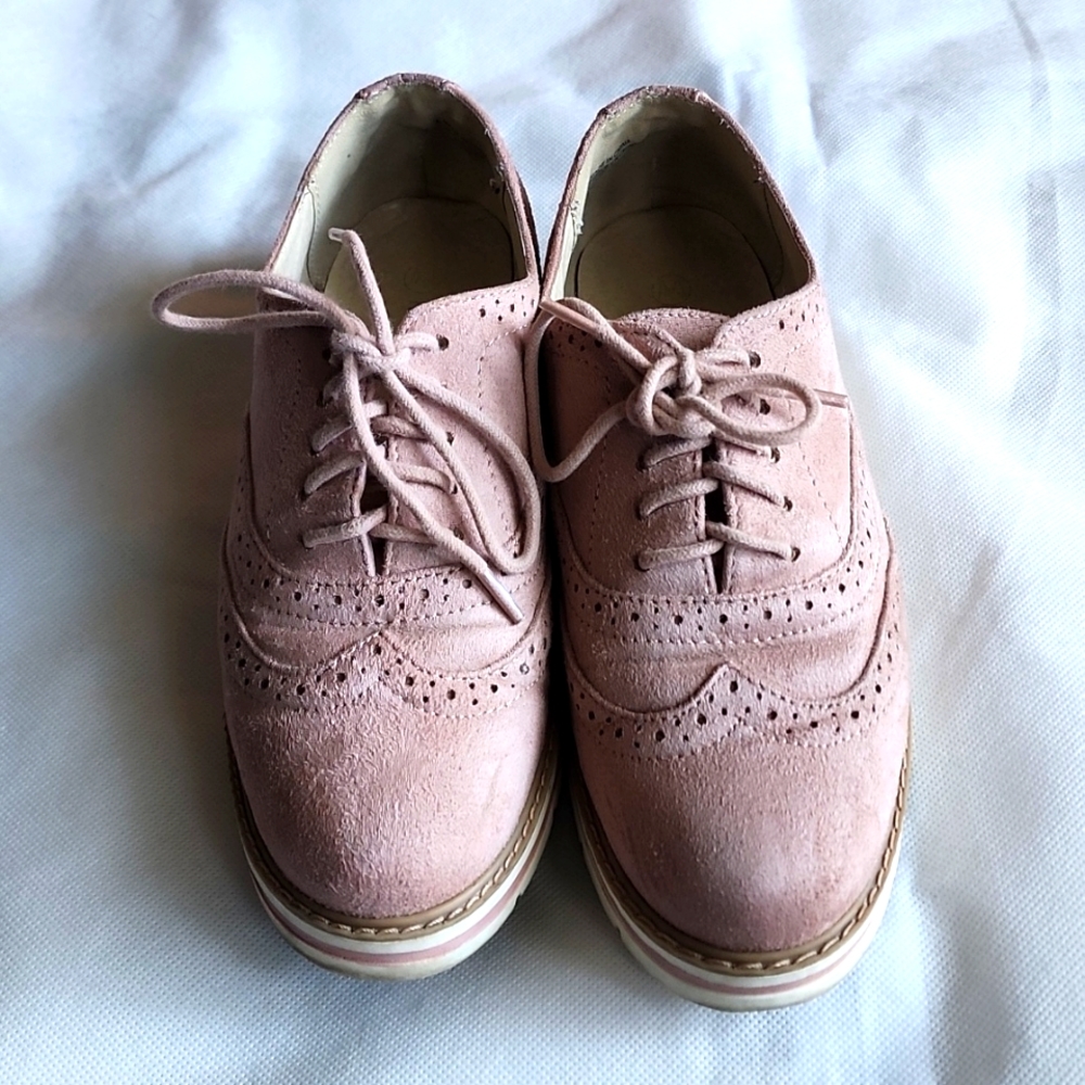 Harlow sneaker size 7